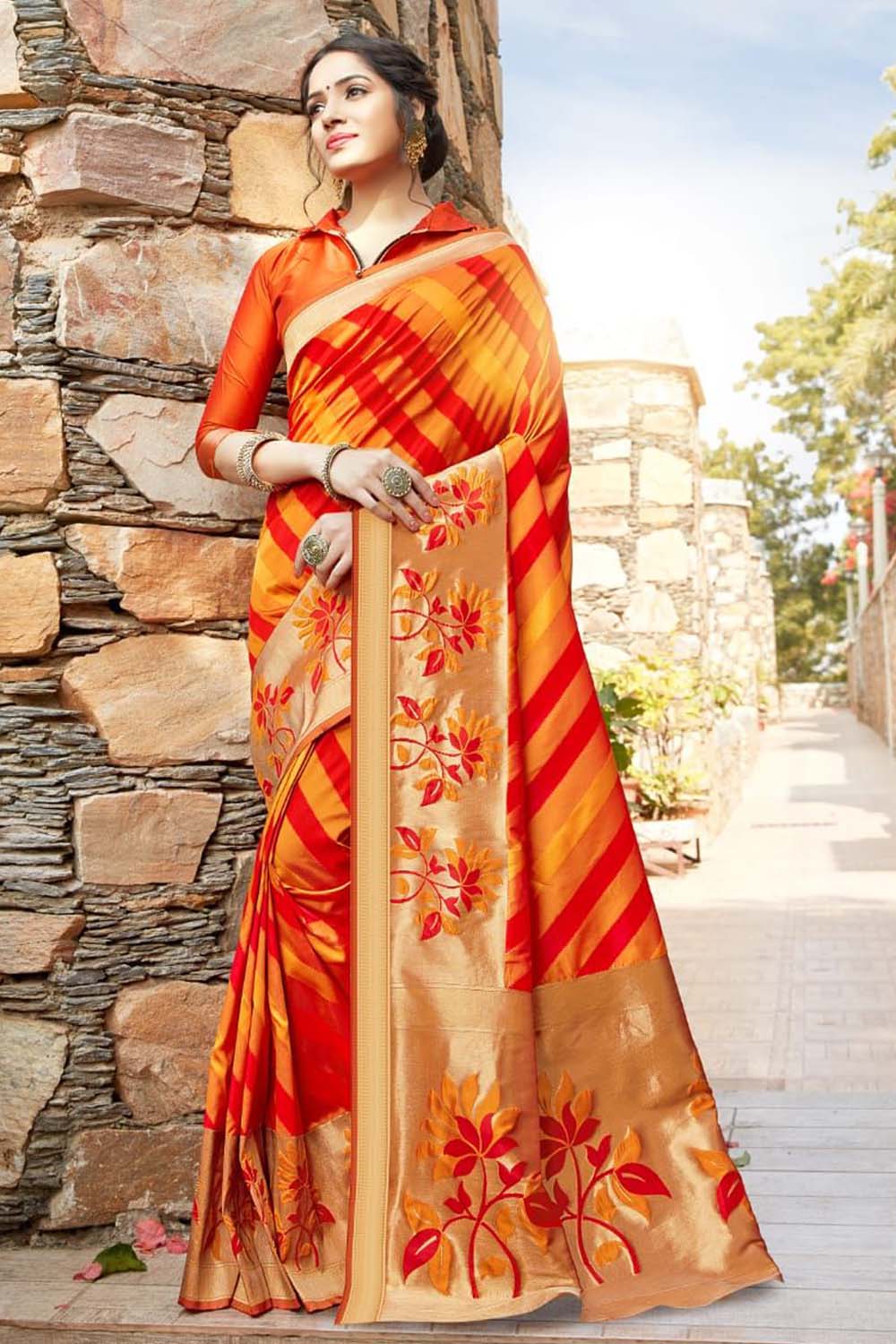 Beautiful flower design kanjivaram silk saree