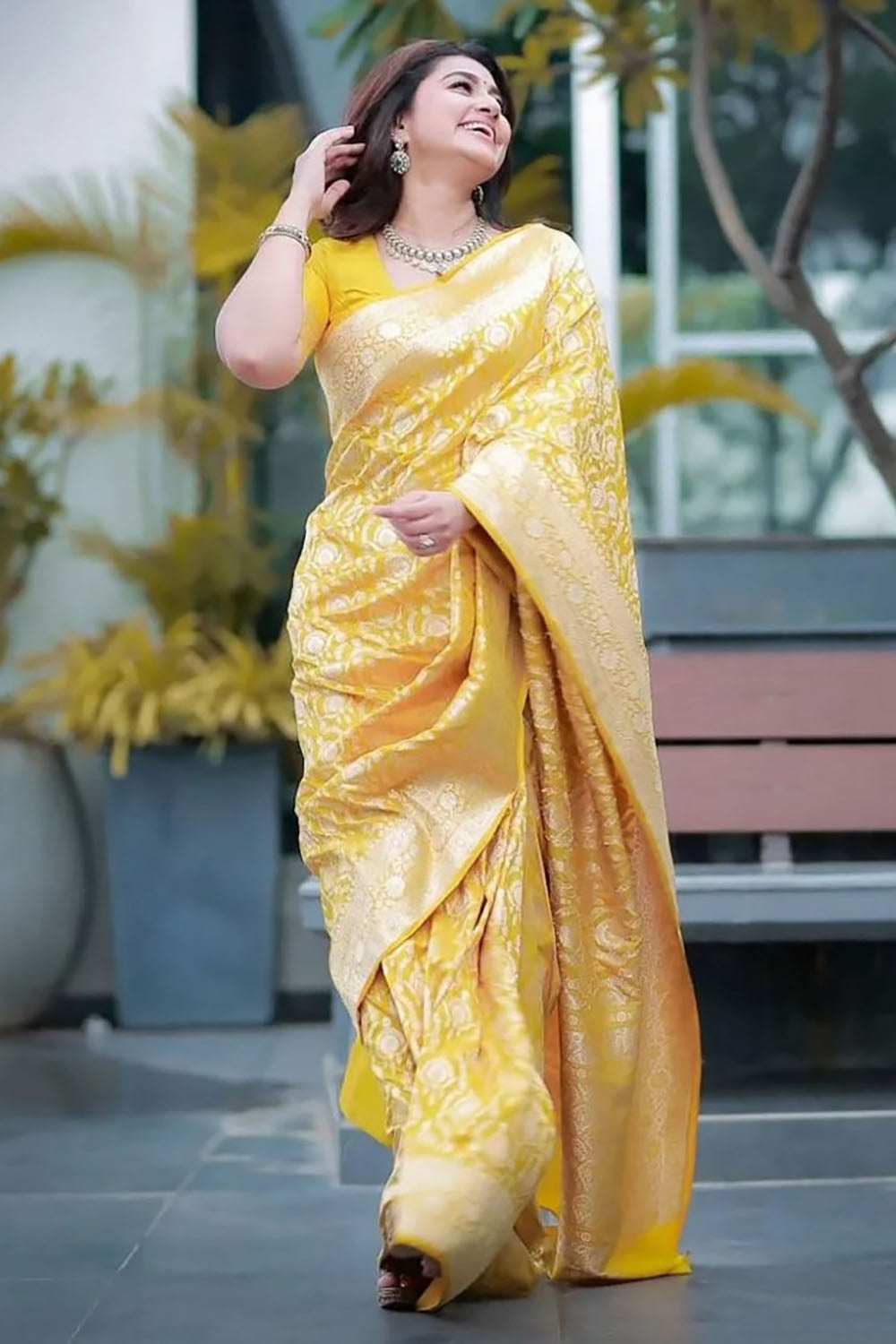 Alluring Yellow Banarasi Silk Saree With Zari Weaving Work