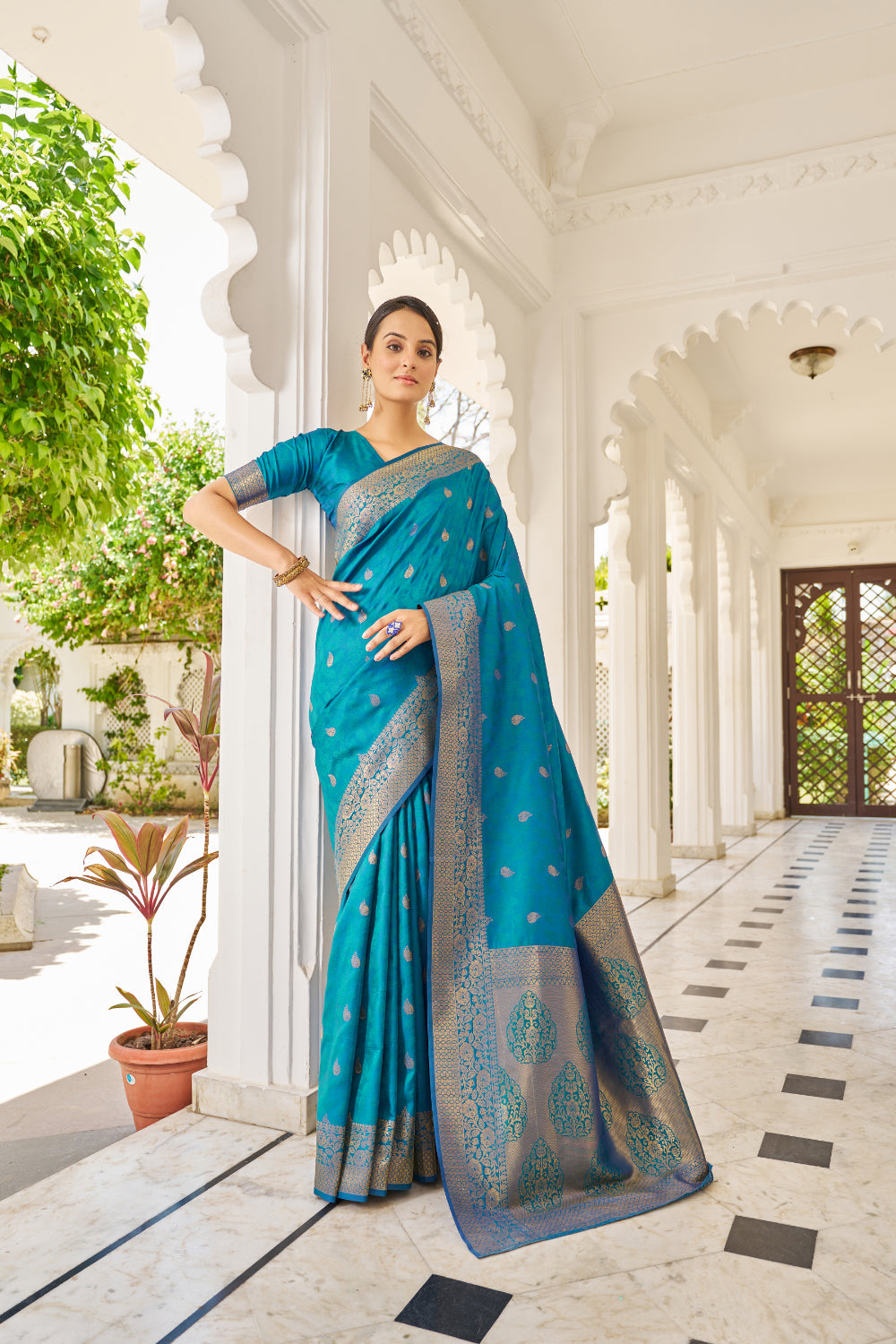 Woven Design Kanjeevaram Saree in Blue dvz0003313 - Dvanza