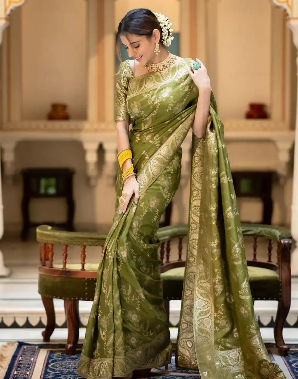 Mahendi Green Banarasi Silk Saree With Zari Weaving Work