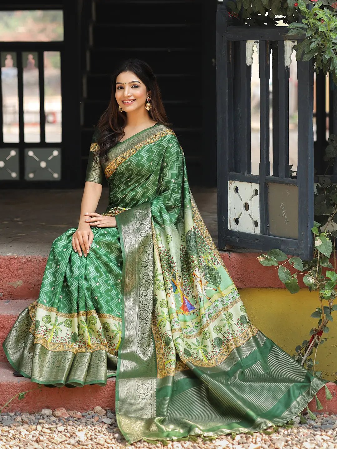 Green Colour Pure Viscose Dola Silk Saree with Kalamkari Print