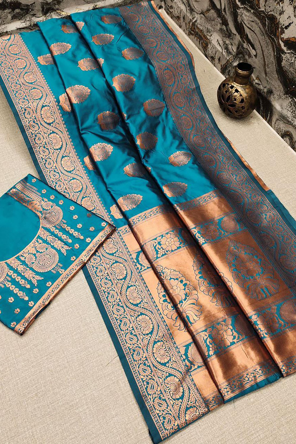 Rama Blue Kanjivaram Silk Saree With Weaving Work