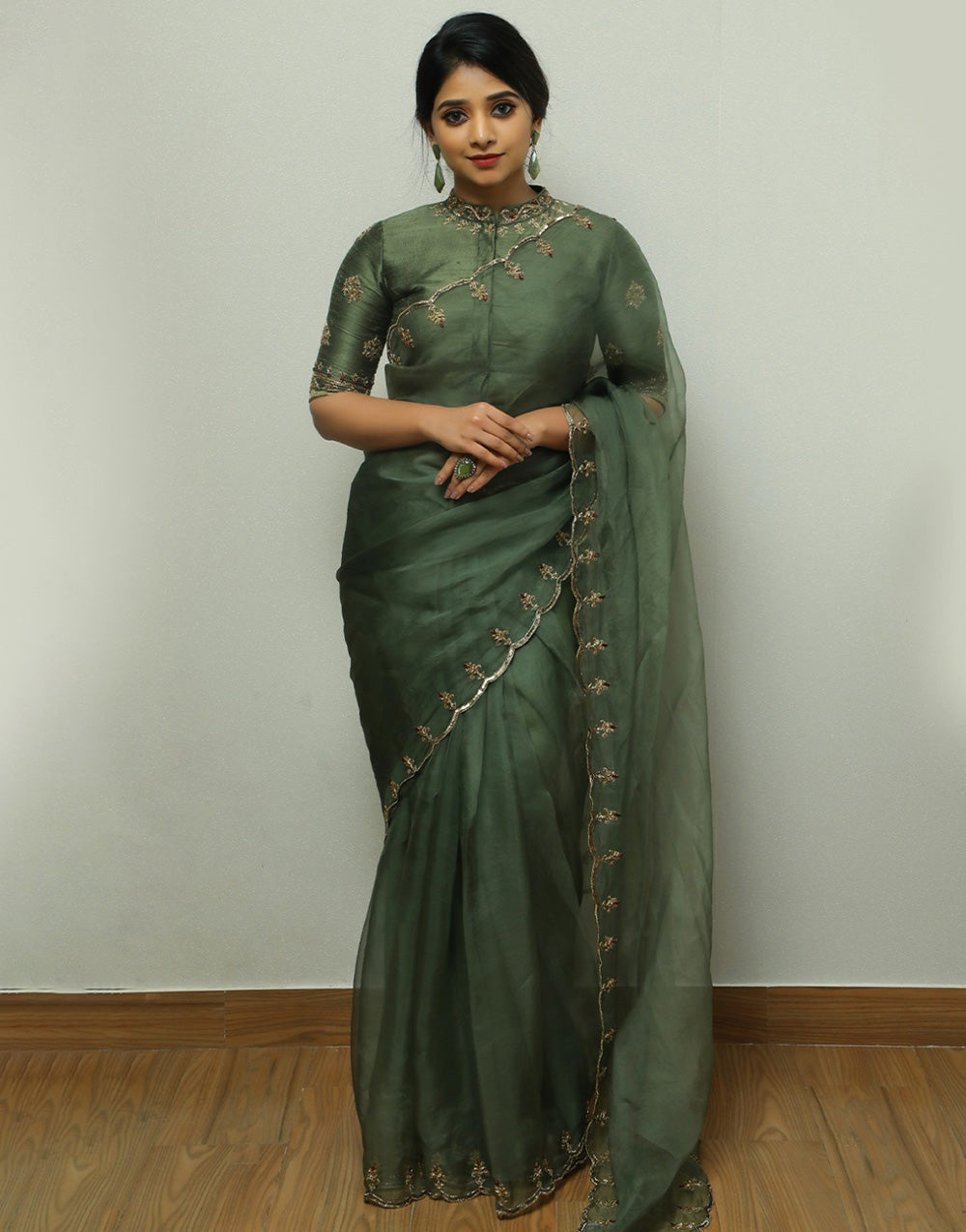 Fean Green Organza Saree With Hand Work &amp; Sequence Work