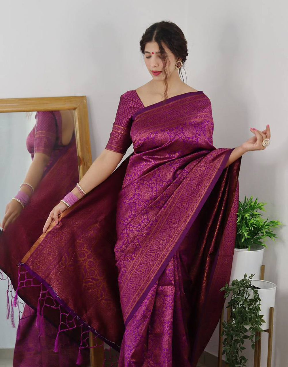 Magenta Banarasi Silk Saree With Copper Zari Weaving Work