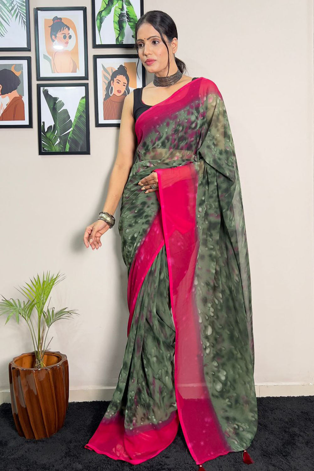 Green &amp; Pink Georgette Saree With Printed Work