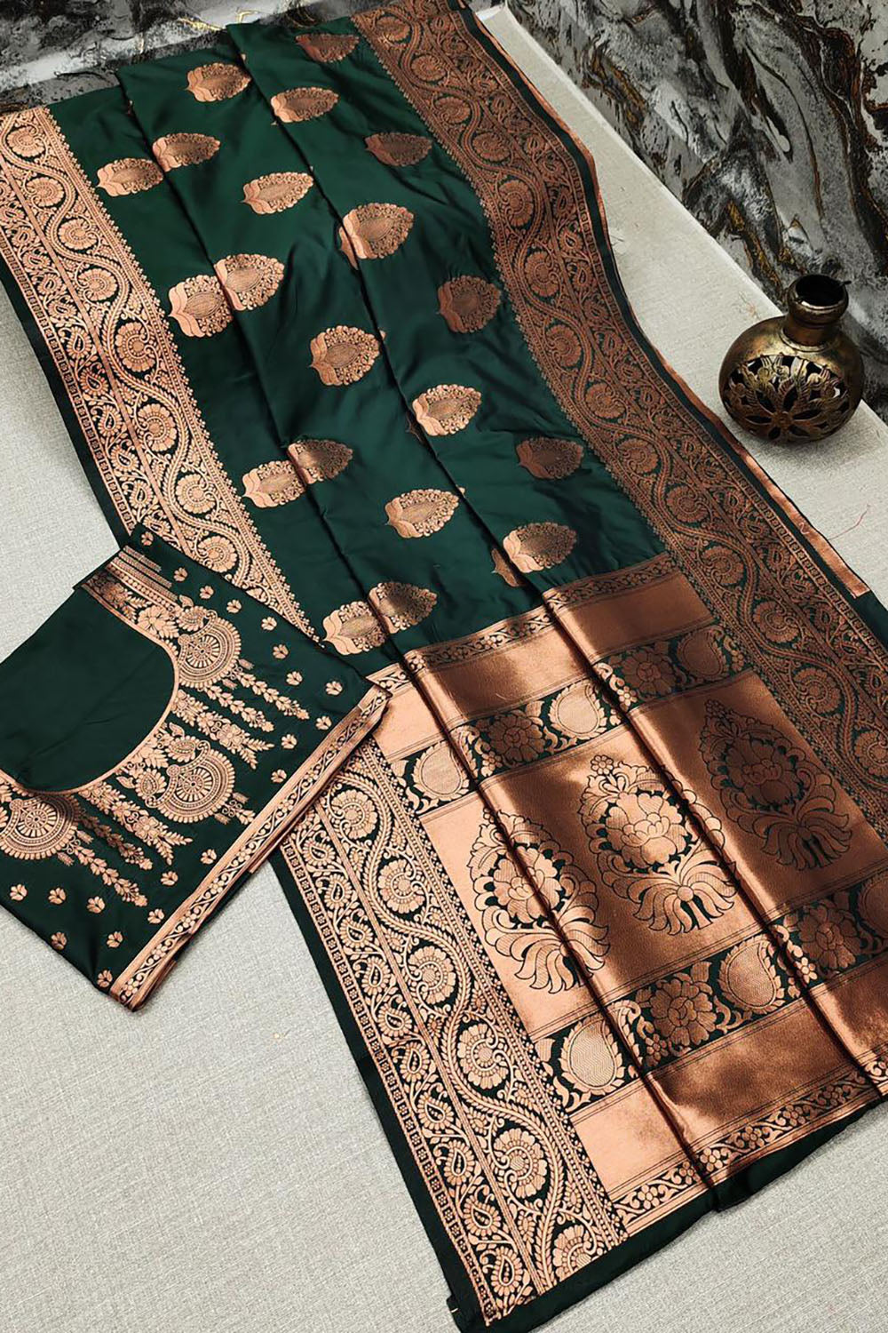 Sacramento Green Kanjivaram Silk Saree With Weaving Work