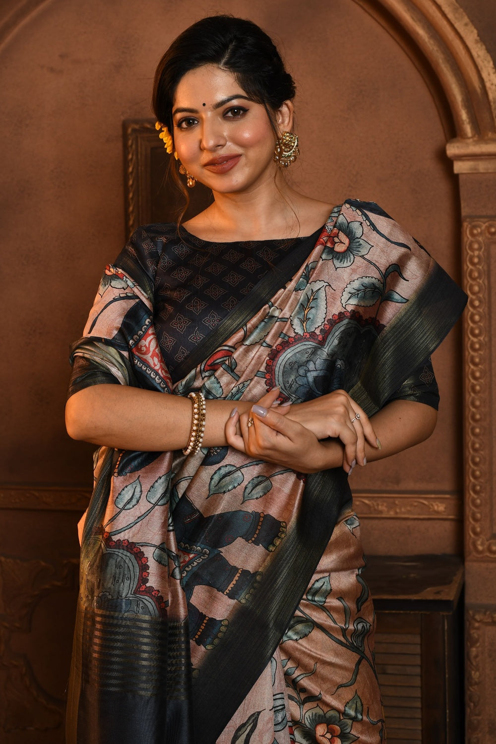 Black Sumitra Tussar Silk Saree – TASARIKA - India's Most Loved Sarees!