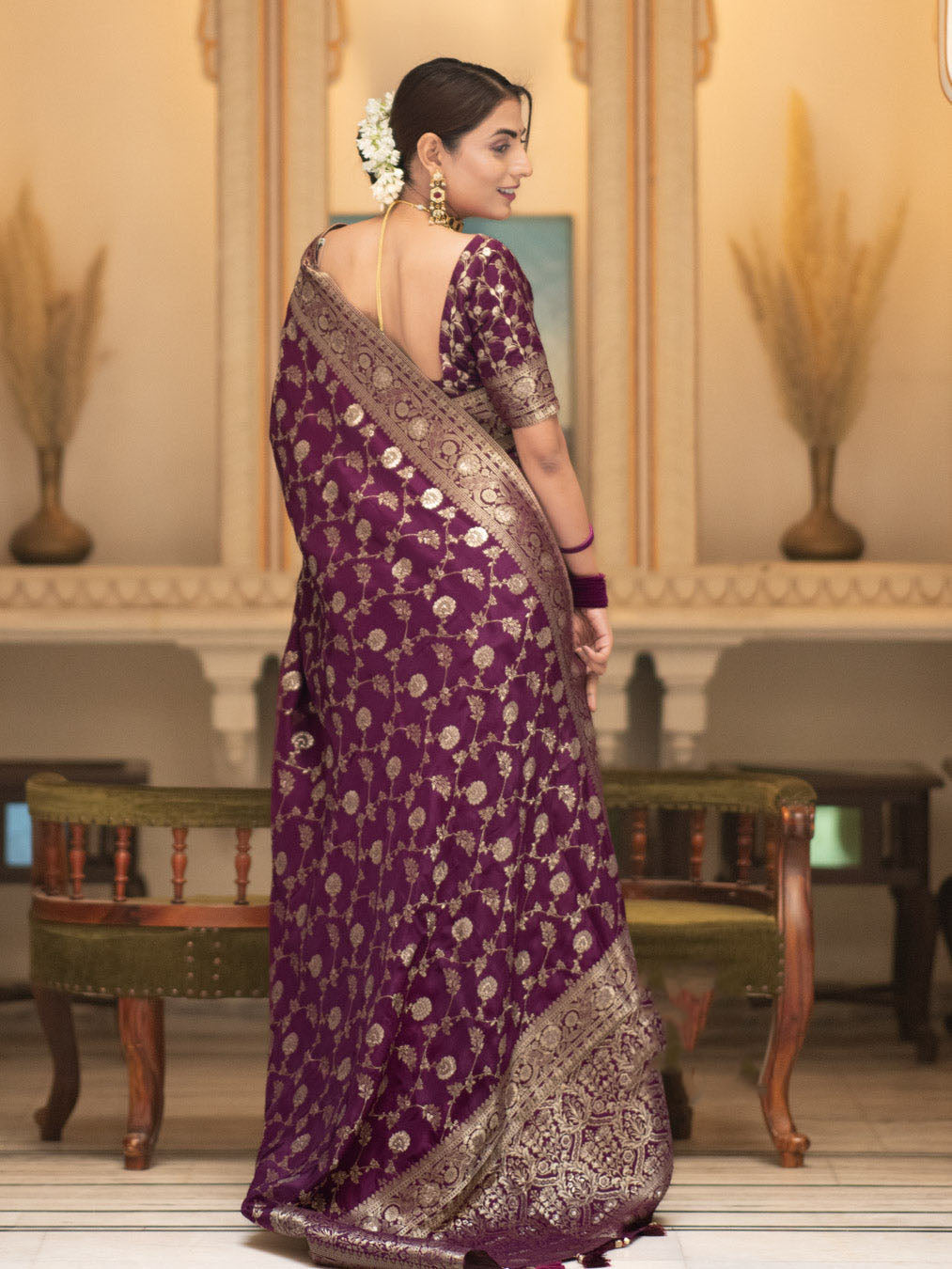 Hira Wine Banarasi Silk Saree With Amazing Blouse Piece