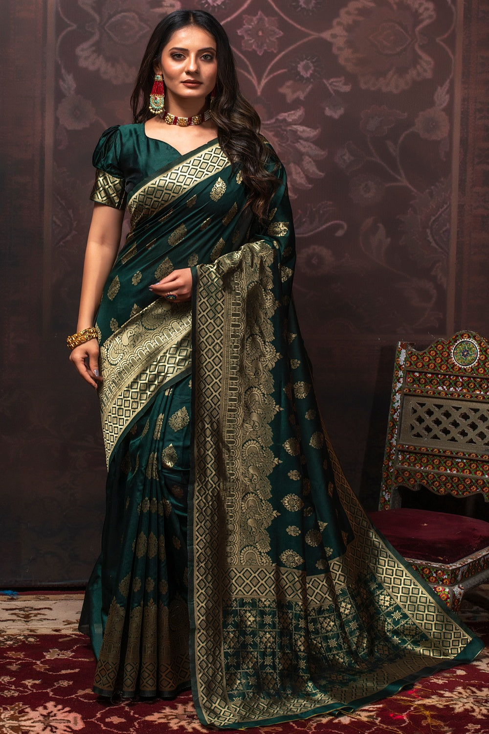 Buy BANARASI PATOLA Bottle Green With Antique Zari Woven Silk Banarasi Saree  With Beautiful Chakra Pattern Butas In Border And Rich Jacquard Pallu With  Blouse Piece | Shoppers Stop