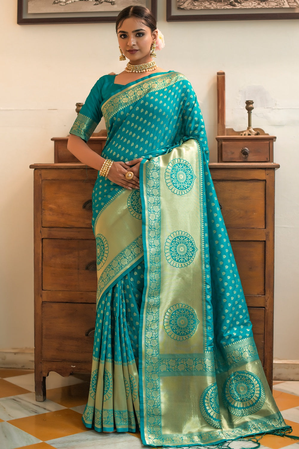 Cyan blue handloom shantipuri cotton saree – GoCoop