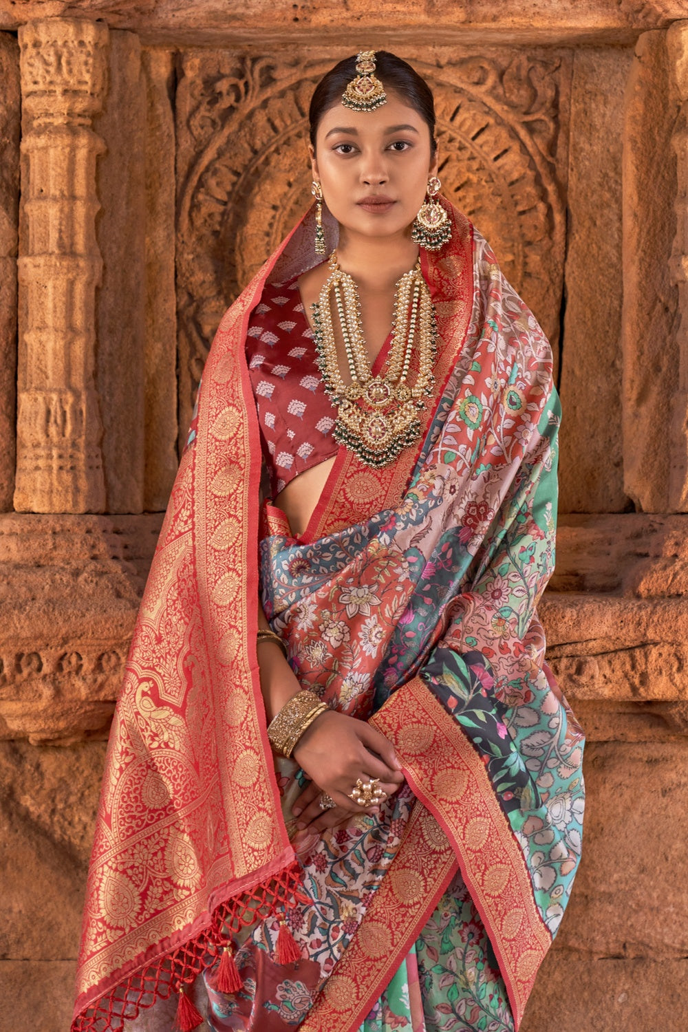 Banarasi Silk Saree, Designer and Traditional Banarasi Silk Sarees Online