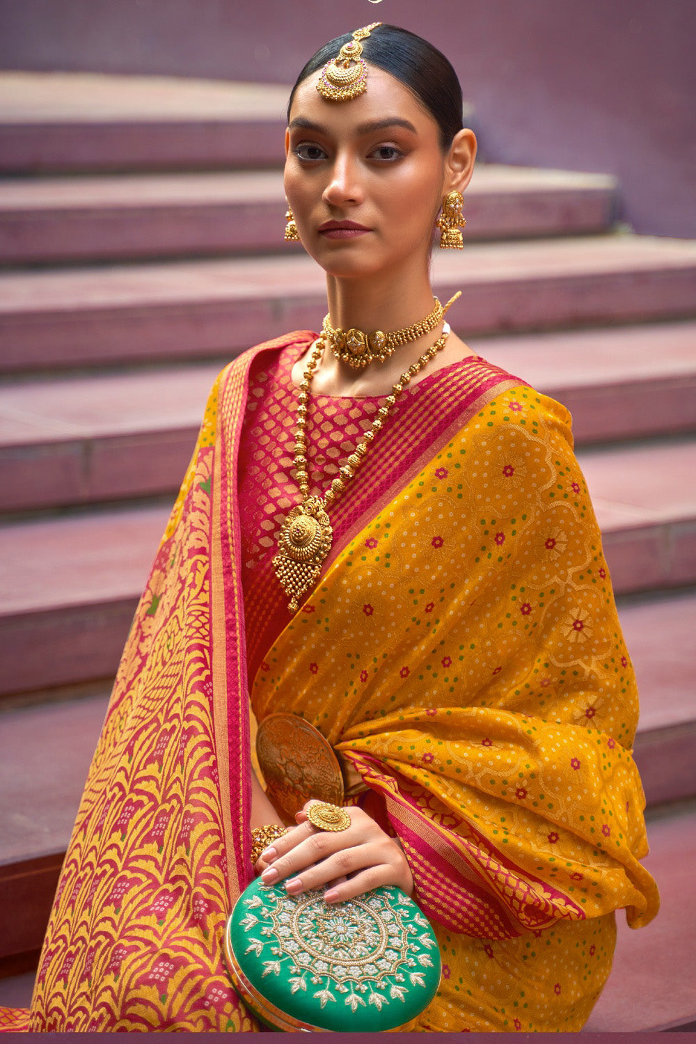 6 Different Varieties of Maharashtrian Sarees with Names and Images