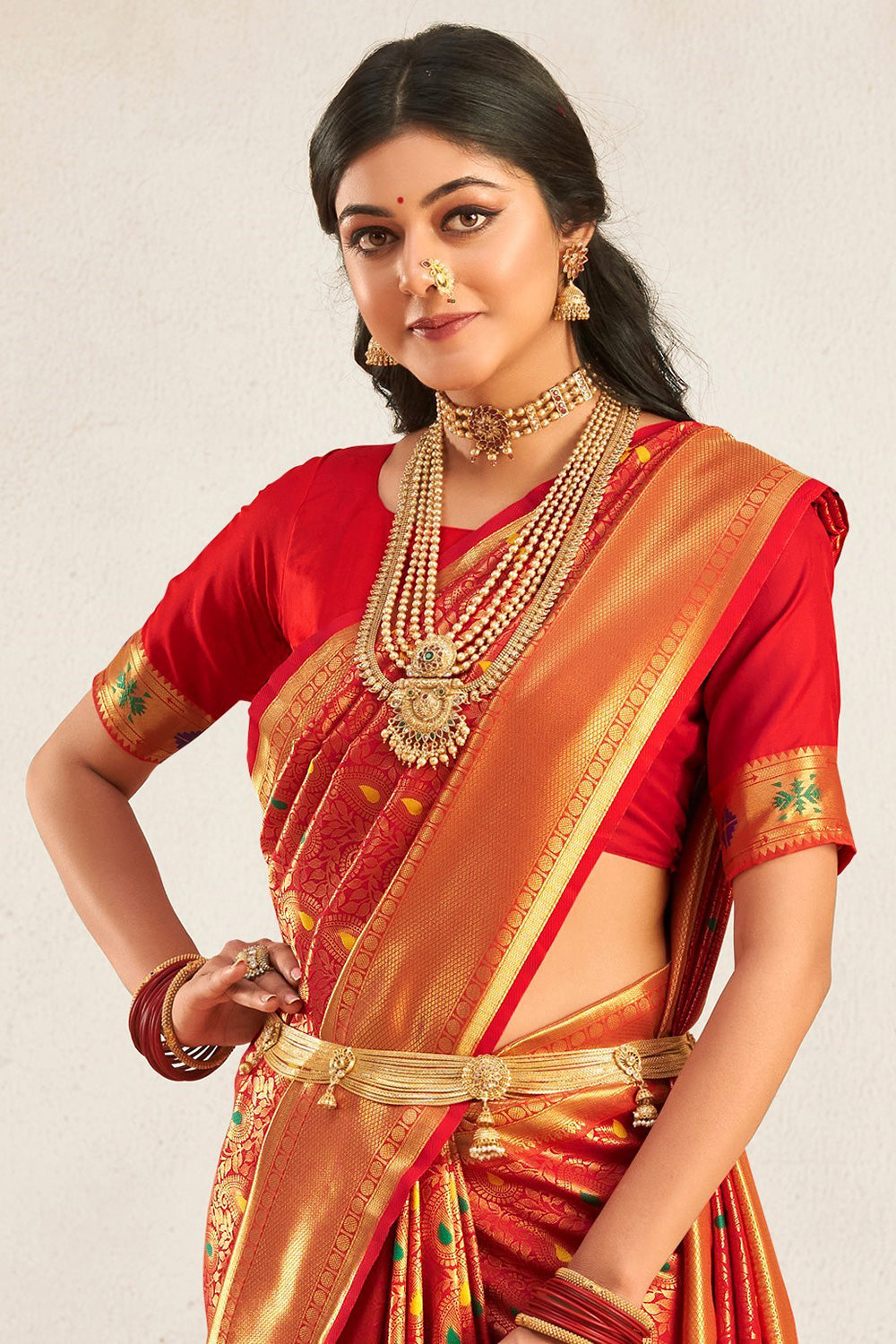 Red Classic Style Woven Paithani Saree 5036SR09