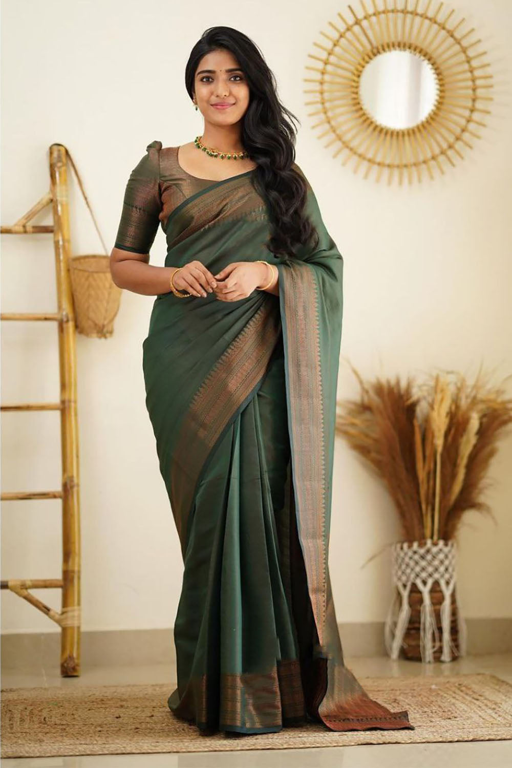 Green Soft Silk Saree With Zari Weaving Work