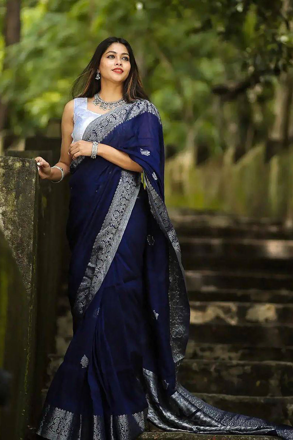 Navy Blue Banarasi Silk Saree With Zari Weaving Work