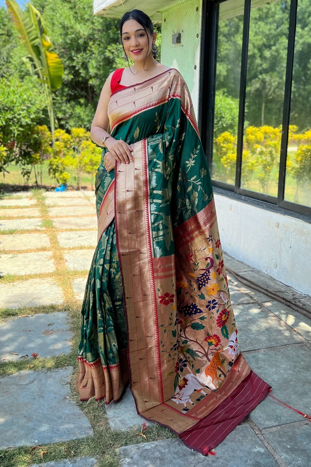 Kusum Light Green Paithani Silk Woven Saree – TASARIKA - India's Most Loved  Sarees!