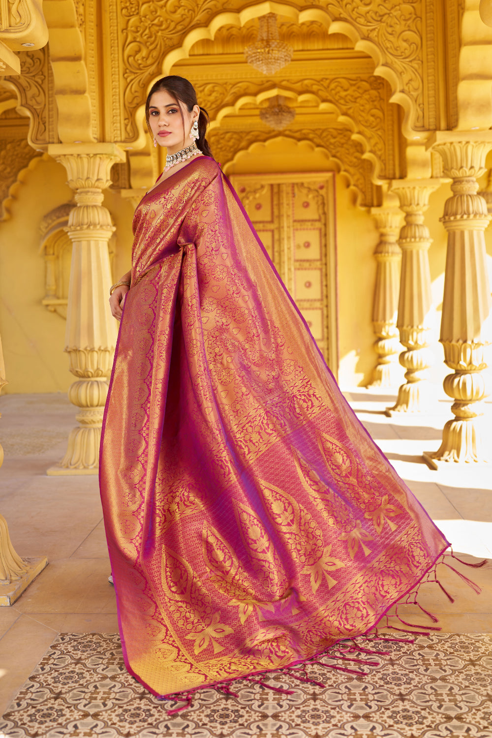 Maroon Handloom Saree – Beatitude