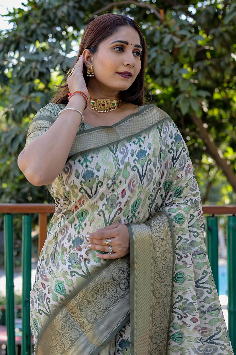 Buy Sage Green Solid Saree with Embellished Belt - Inddus.com.