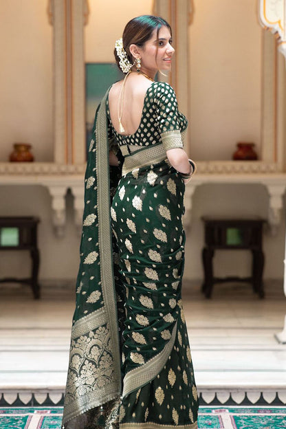 Green Cotton Saree With Weaving Work