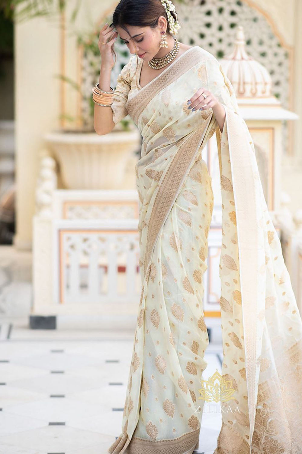 Off White Cotton Saree With Weaving Work