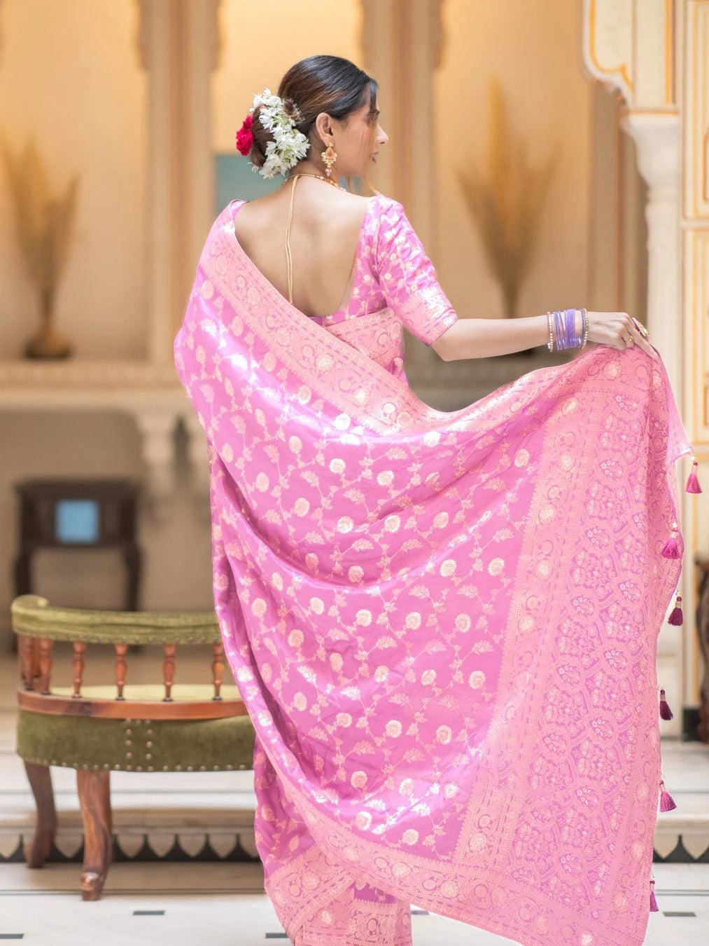 Hira BabyPink Banarasi Silk Saree With Amazing Blouse Piece