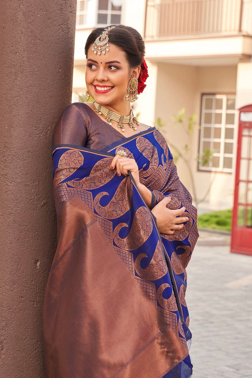 Navy Blue Kanjivaram Silk Saree With Zari Weaving Work