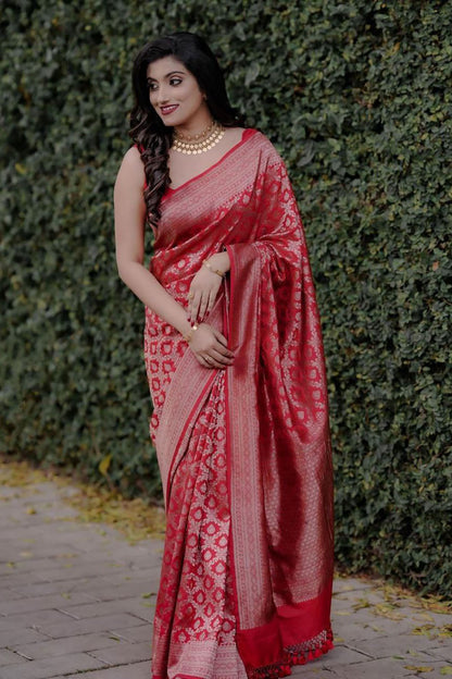 Alluring Red Banarasi Silk Saree With Zari Weaving Work