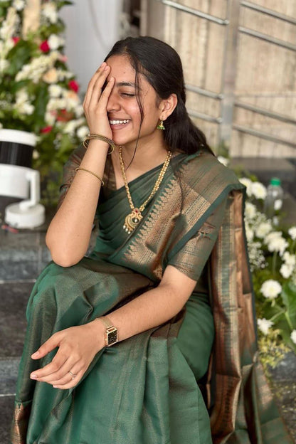 Green Soft Silk Saree With Weaving Work