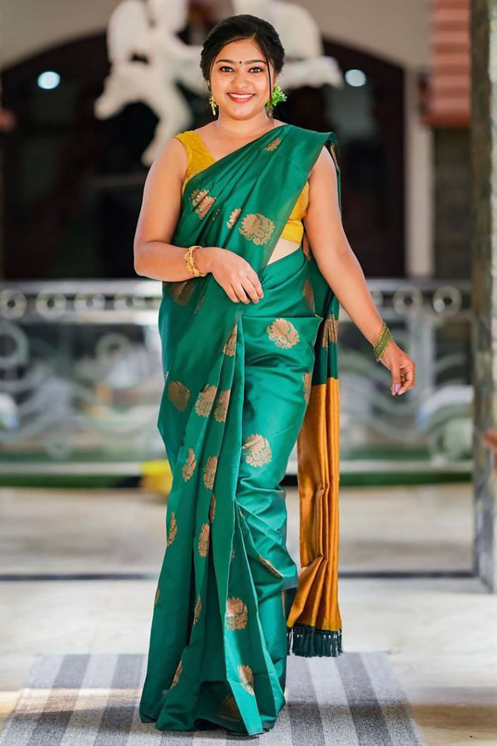 Rama Green Soft Lichi Silk Saree With Zari Weaving Work