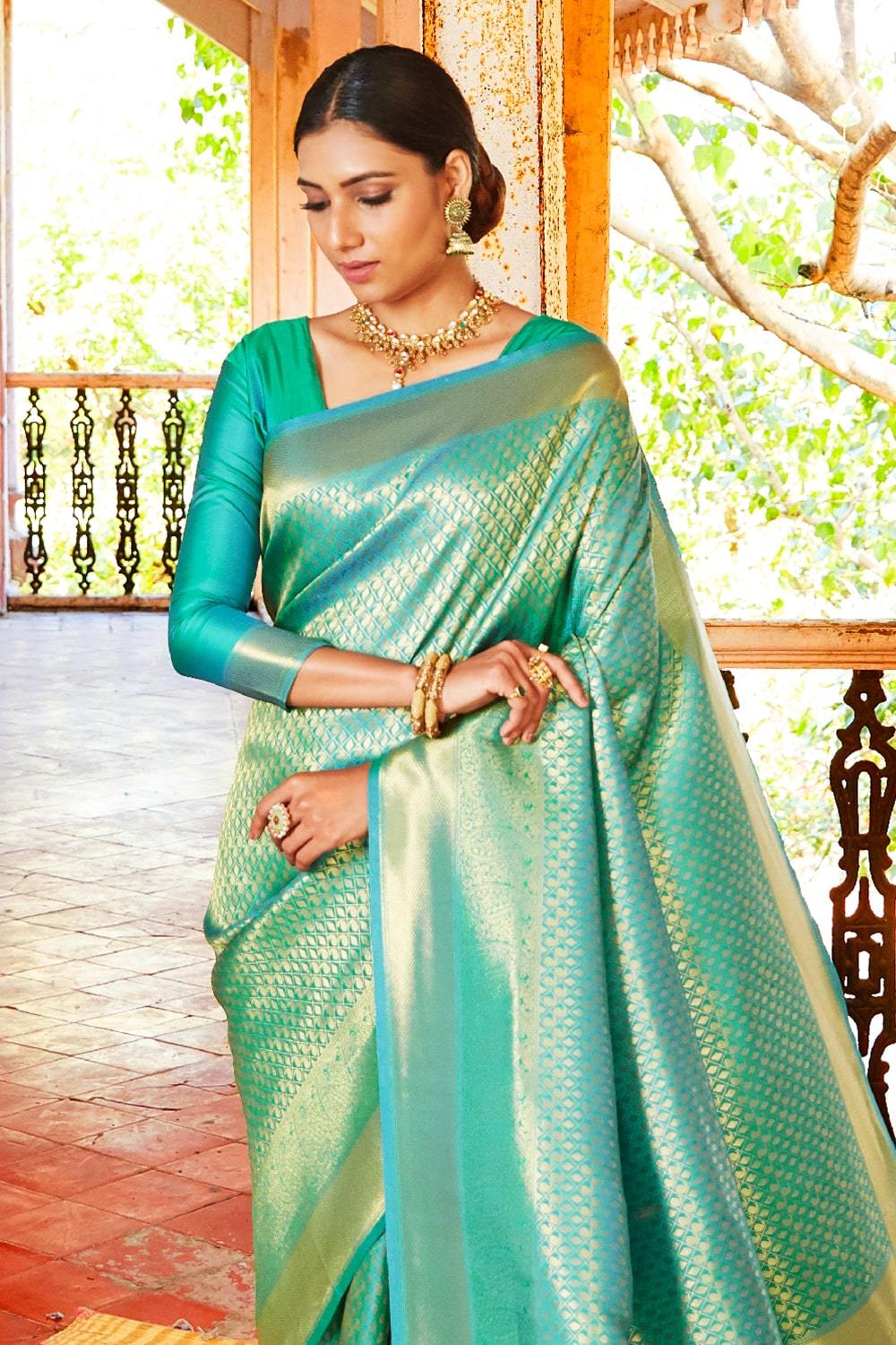 Navy blue woven kanchipuram silk saree with blouse - ANAITA - 3994183