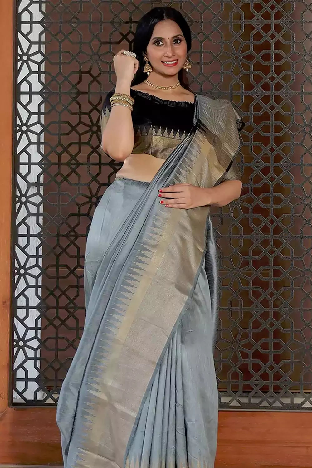 90D612 Thread Embroidered Grey Concept Designer Silk Saree with Green –  Pure Elegance