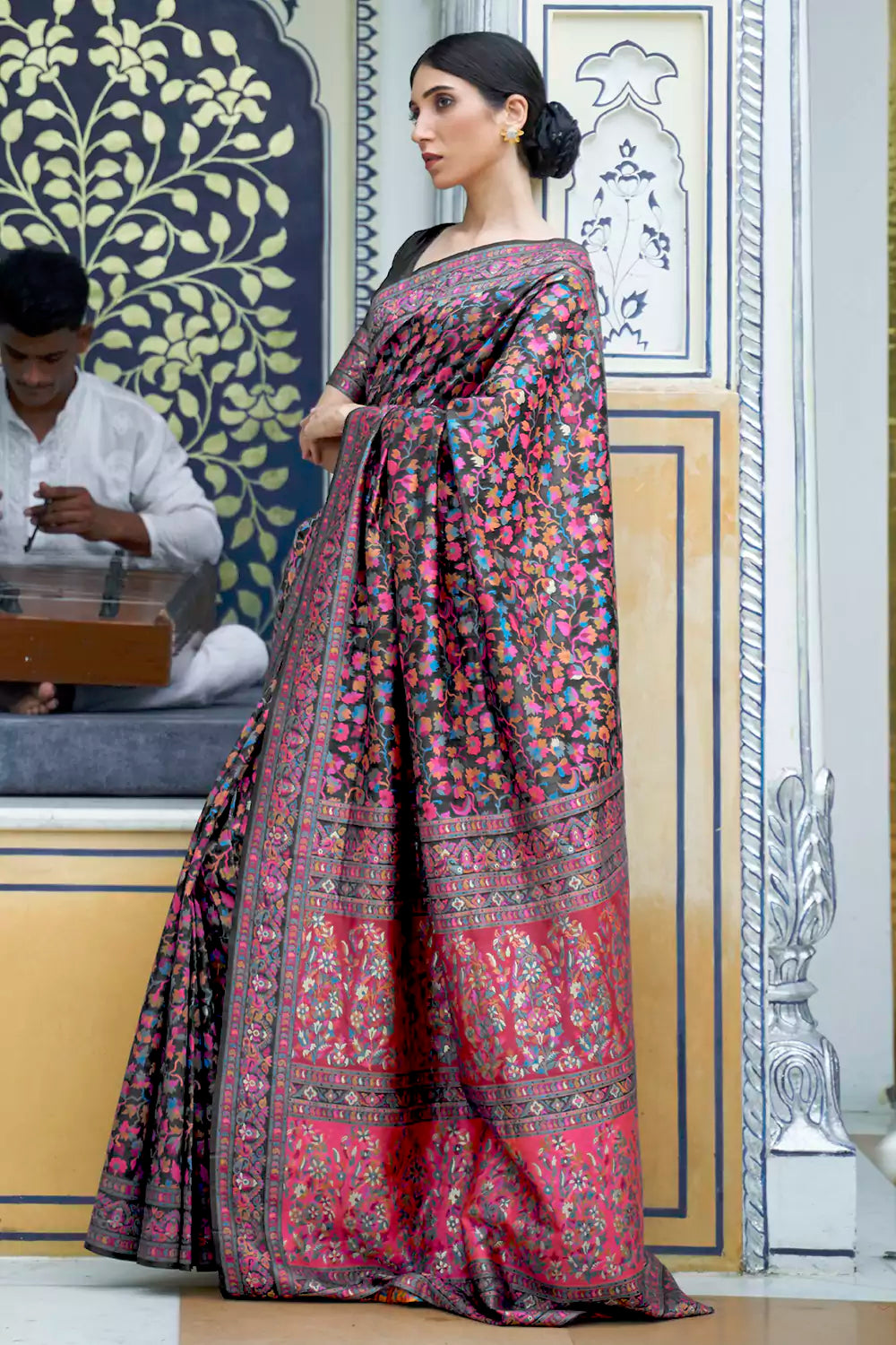 Off-White Kashmiri Digital Printed Silk Base Saree With Contrast Blouse