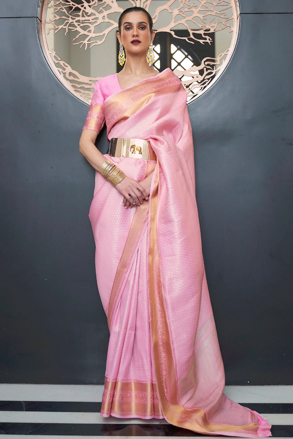 Odette Women's Pink Silk Saree with unstitched Blouse