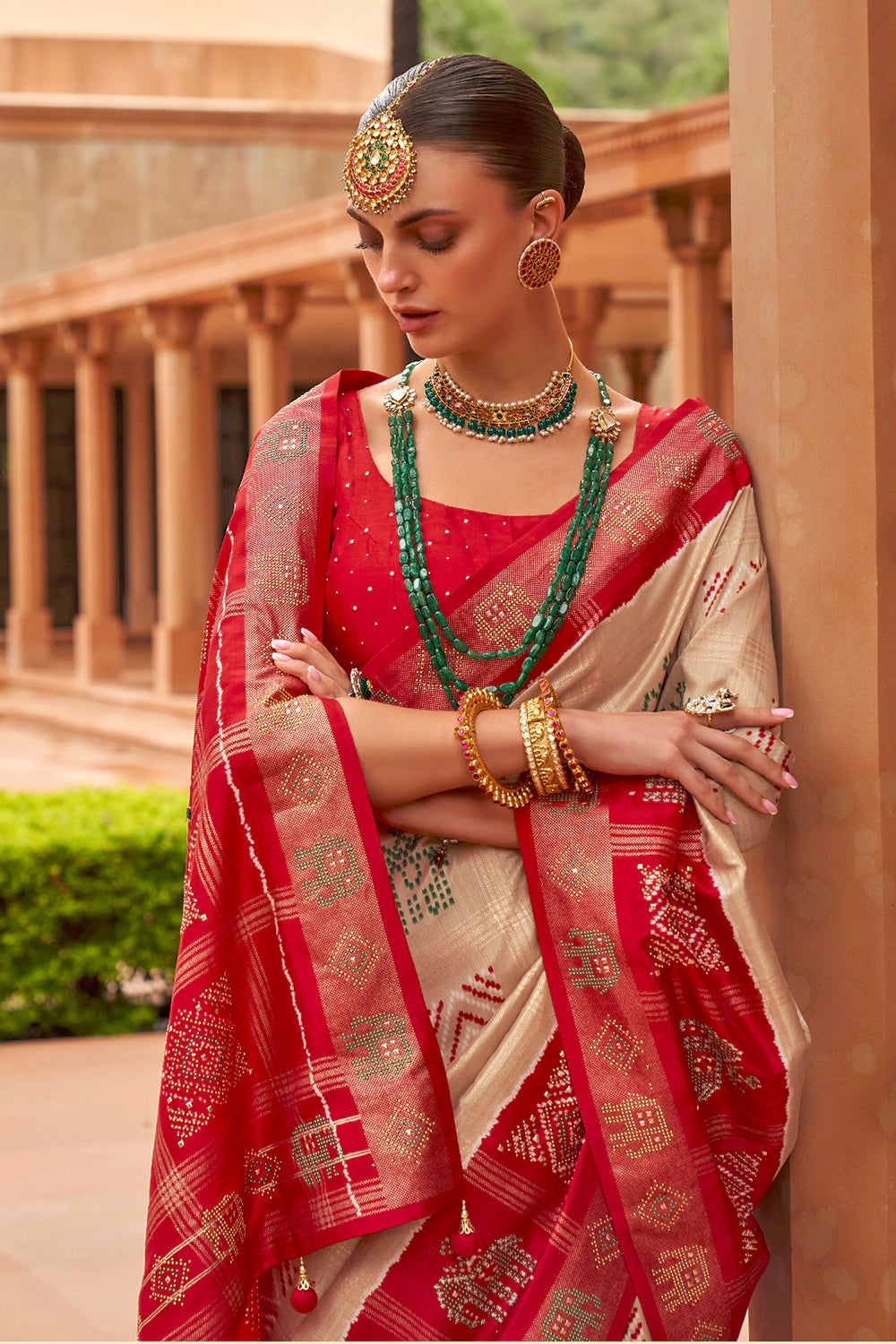 Engagement, Festive, Reception Beige and Brown color Georgette fabric Saree  : 1905861