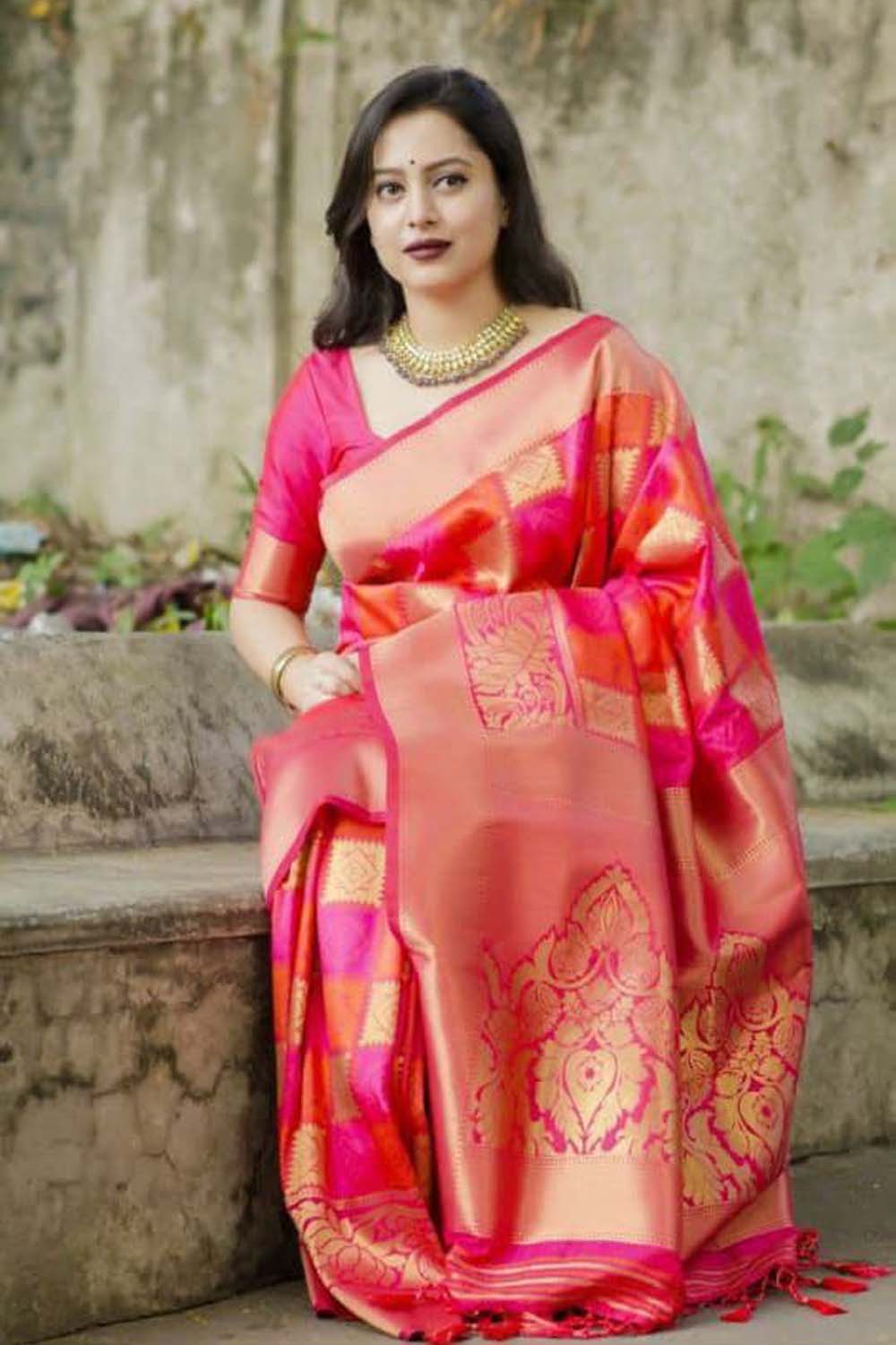 The Story of Maheshwari Handloom Sarees