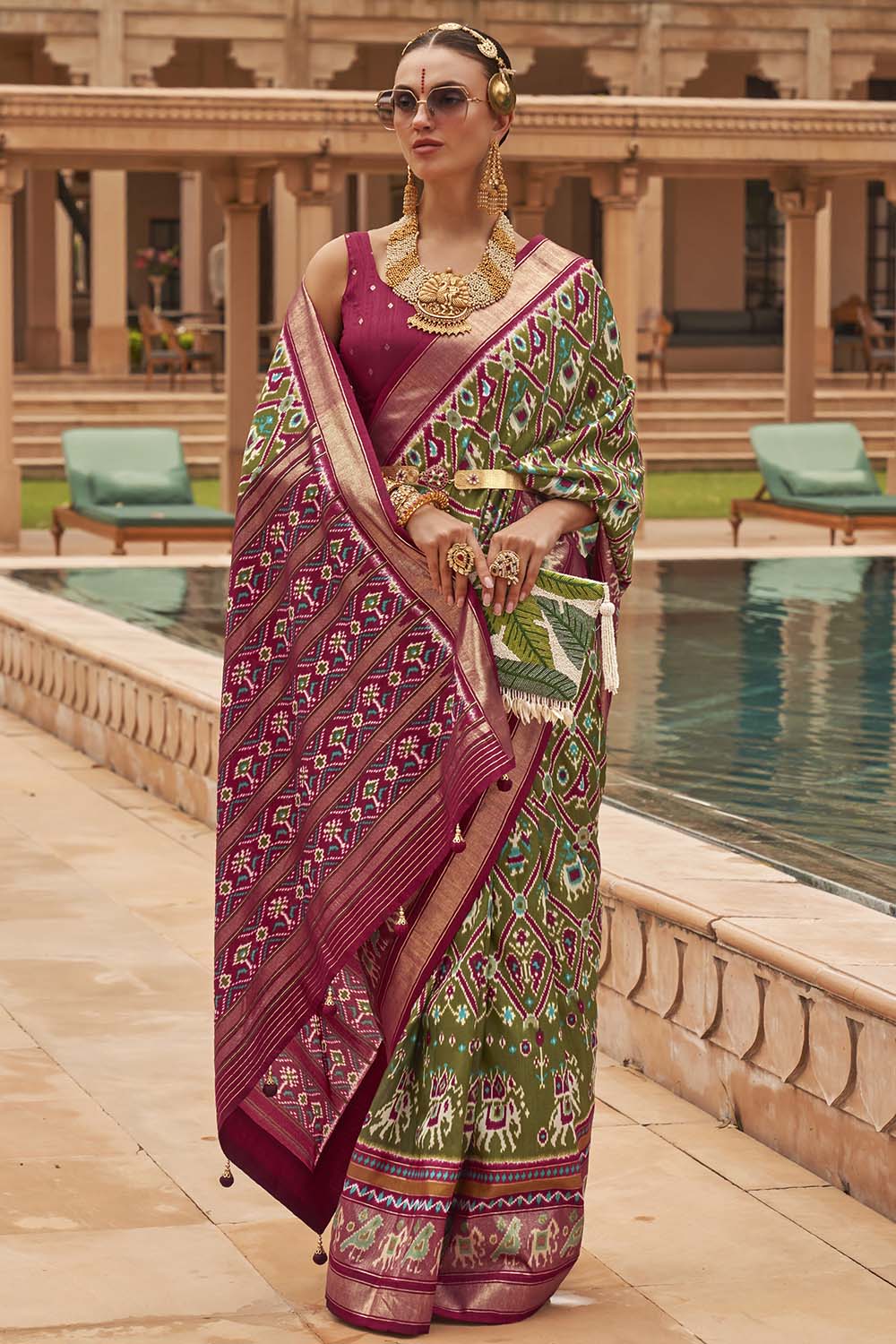 Maroon plain design mysore silk saree with contrast dark jungle green  traditional design border & pallu of zari stripes