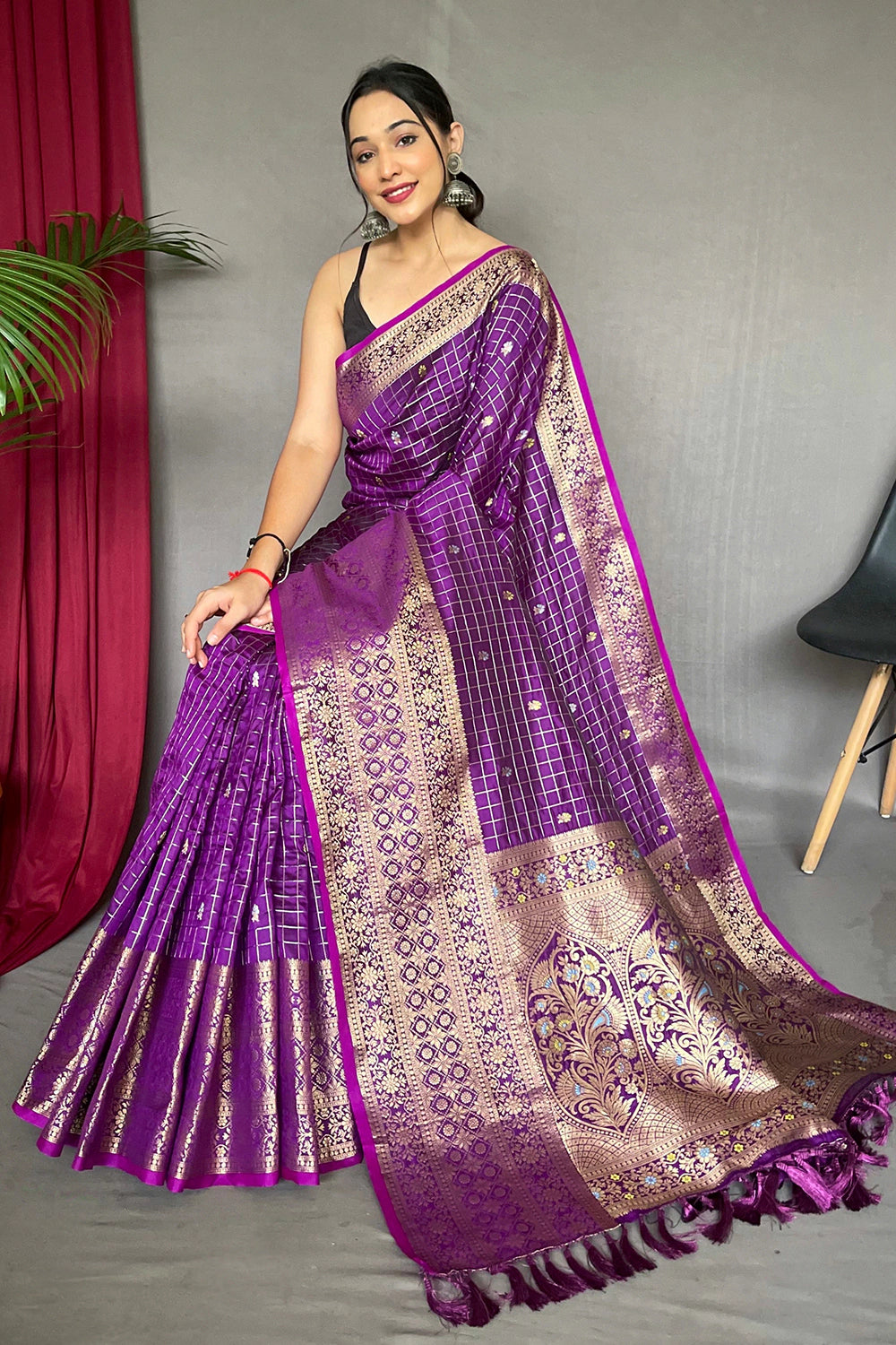 Buy Latest Purple Color Sarees Online in India | Karagiri