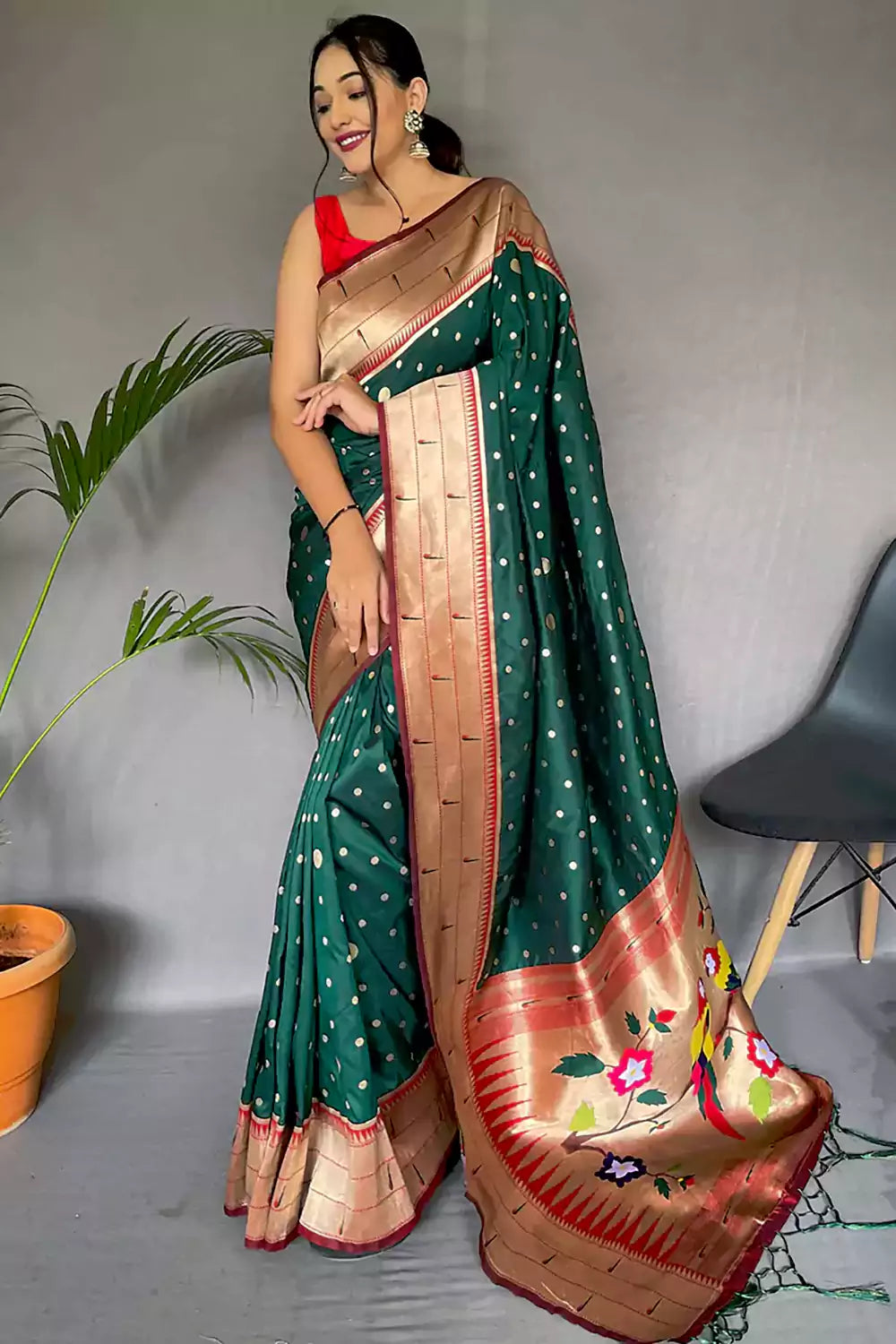 Shop Dark Green Paithani Silk Jacquard Saree Festive Wear Online at Best  Price | Cbazaar