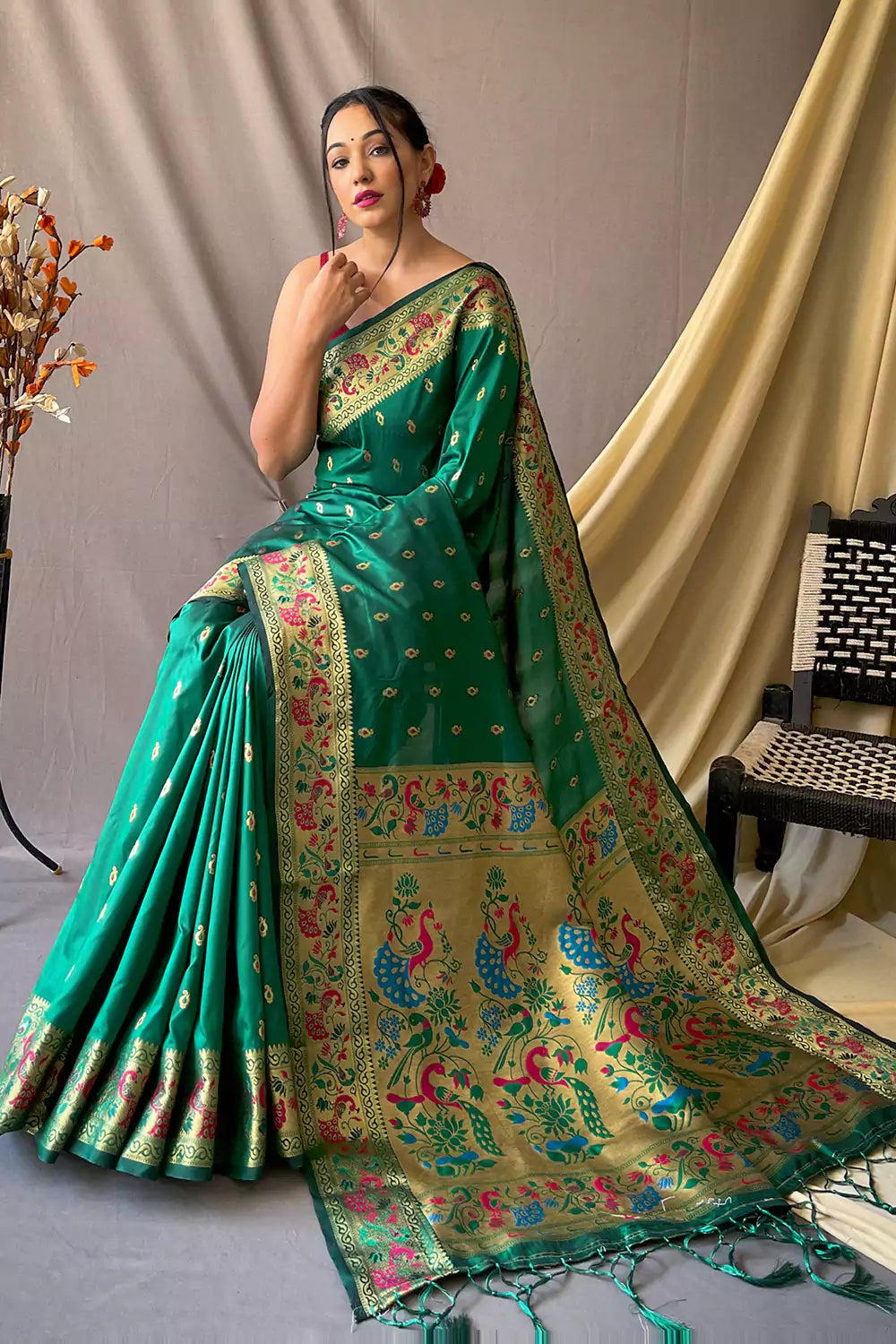 Silk Saree with blouse in Green colour 4110