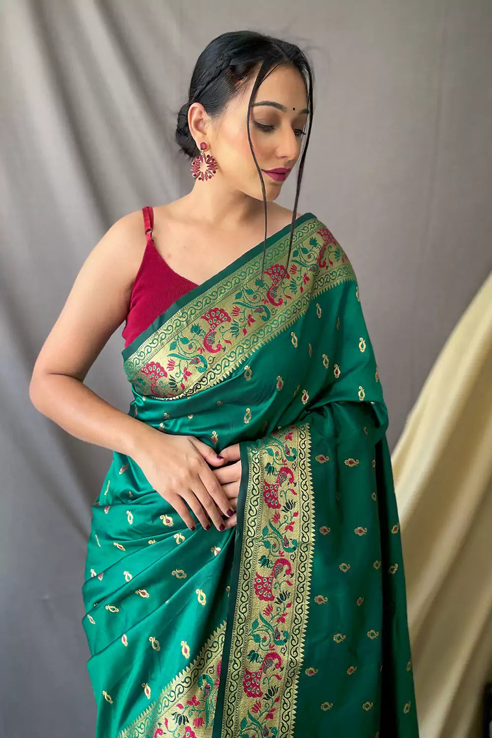 6.3 m (with blouse piece) Paithani Saree Paithani Sarees at Rs 1299 in Surat