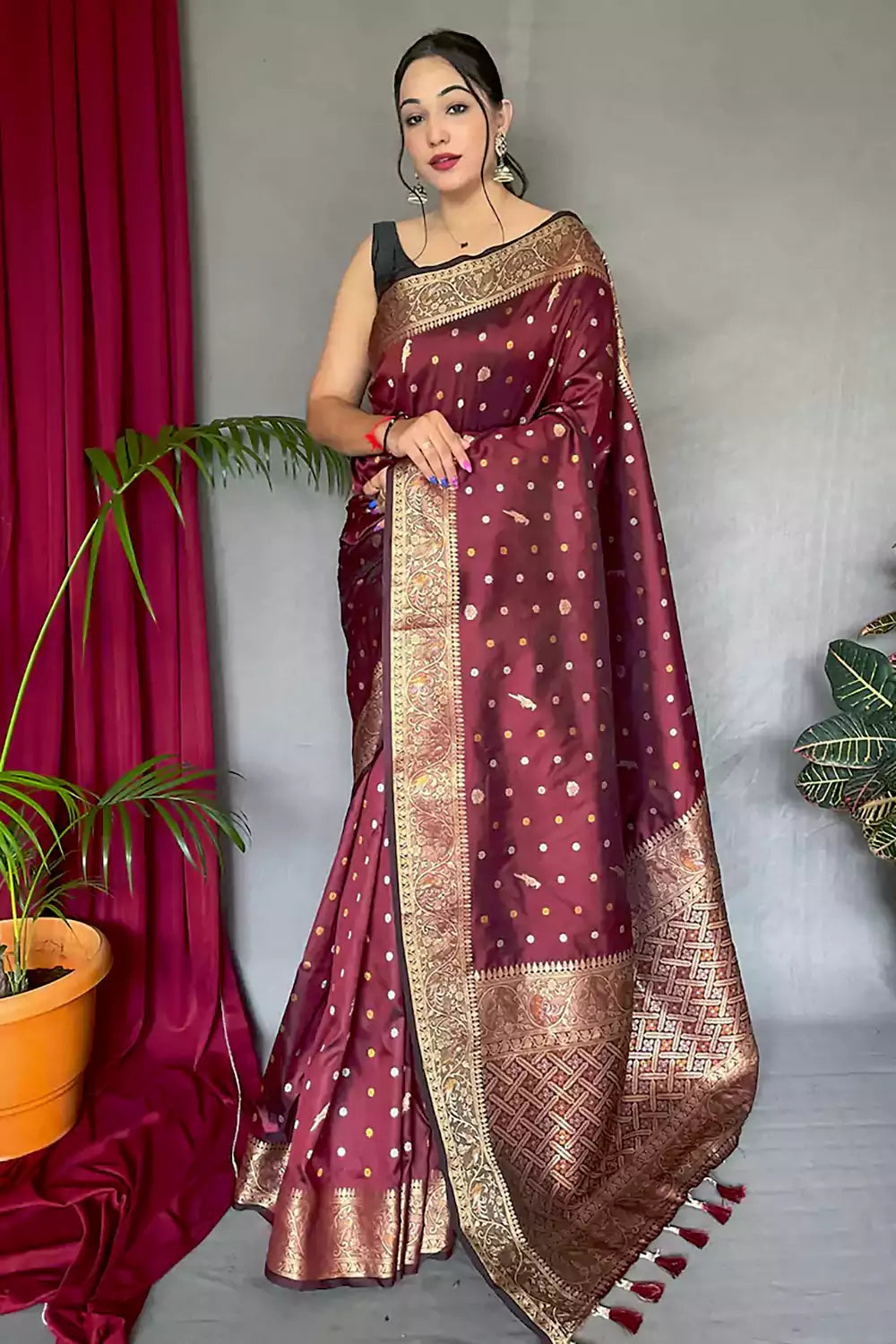 Maroon Kanjivaram Soft Silk Saree, Pattern : Printed, Occasion : Party  Wear, Wedding Wear at Rs 400 / Piece in Surat