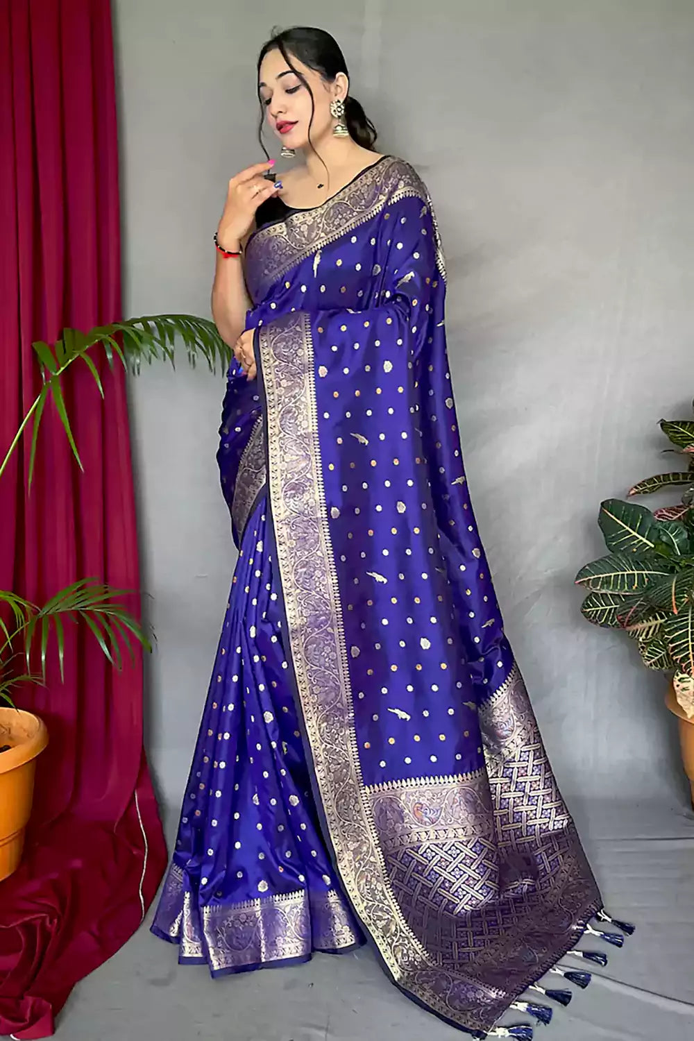 Blue & Pink Coloured Soft Silk Jacquard Weaving Design Rich pallu with –  Royskart